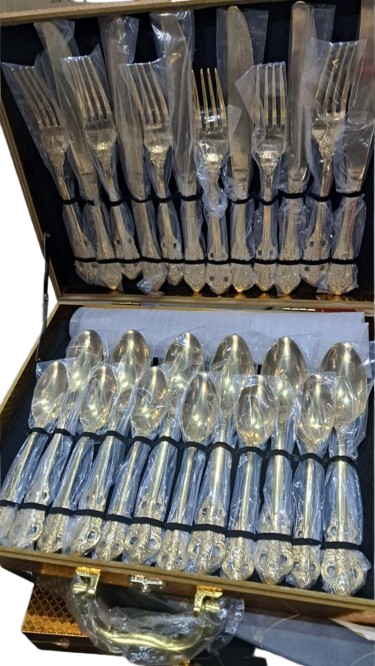 32-Piece Cutlery Set