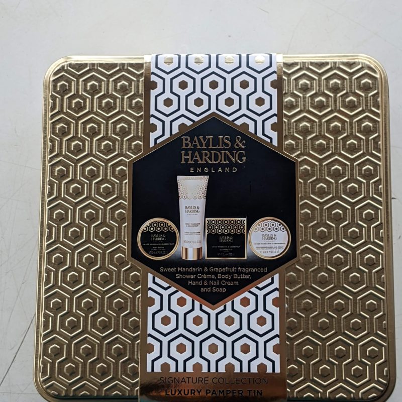 Baylis and harding Pamper tin