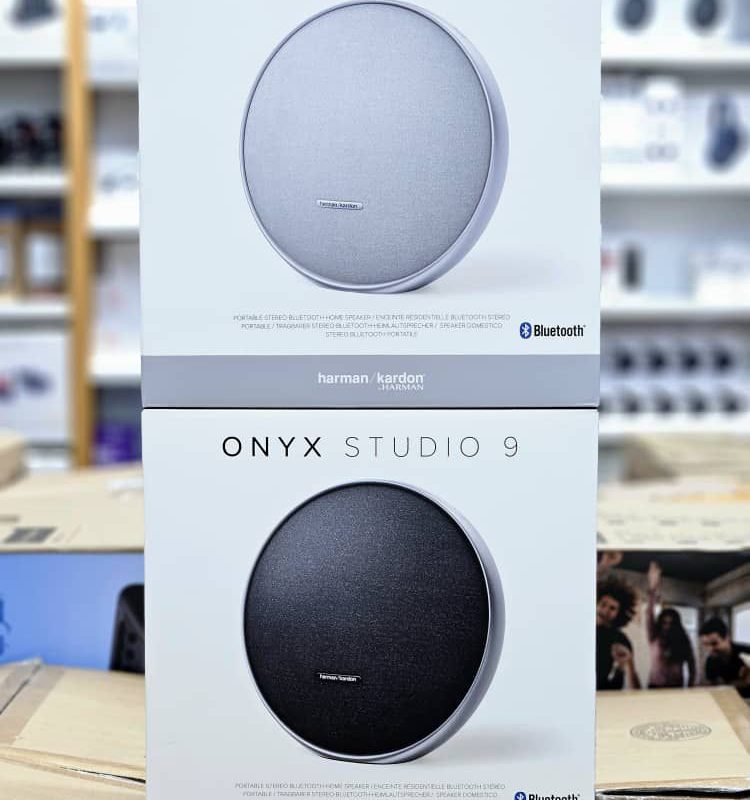 Onyx Studio 9