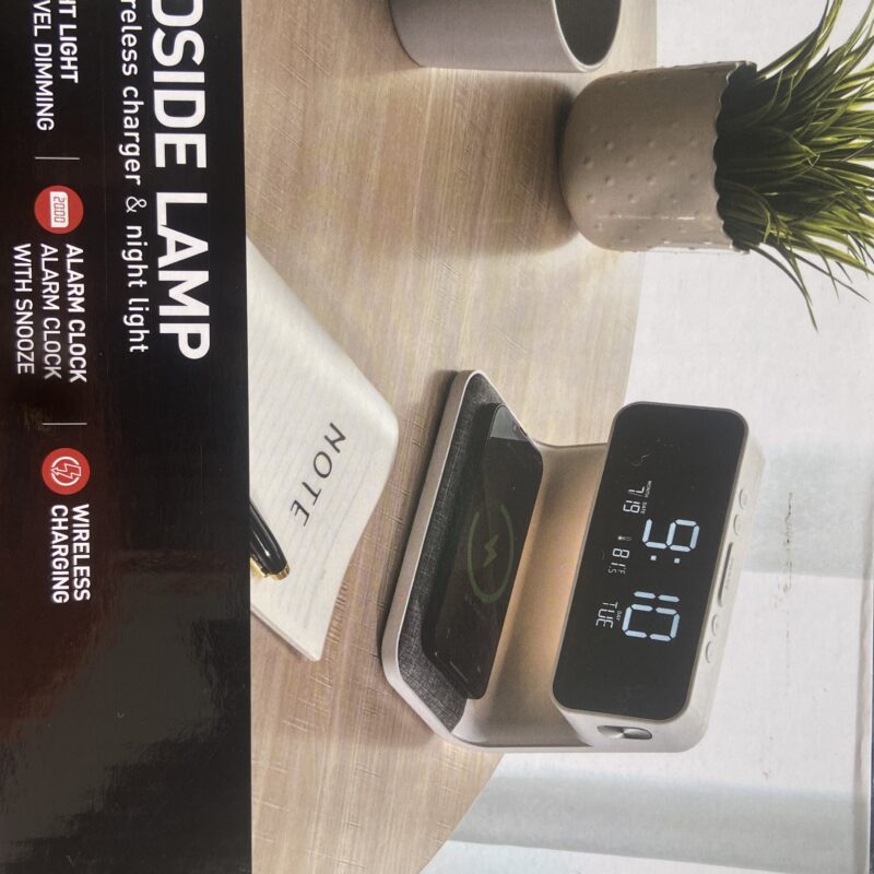 3-in-1 Multifunctional Bedside Lamp & Wireless Charging Dock
